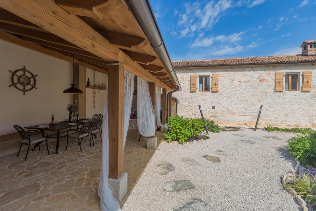 Casa Jagoda Višnjan エクステリア 写真